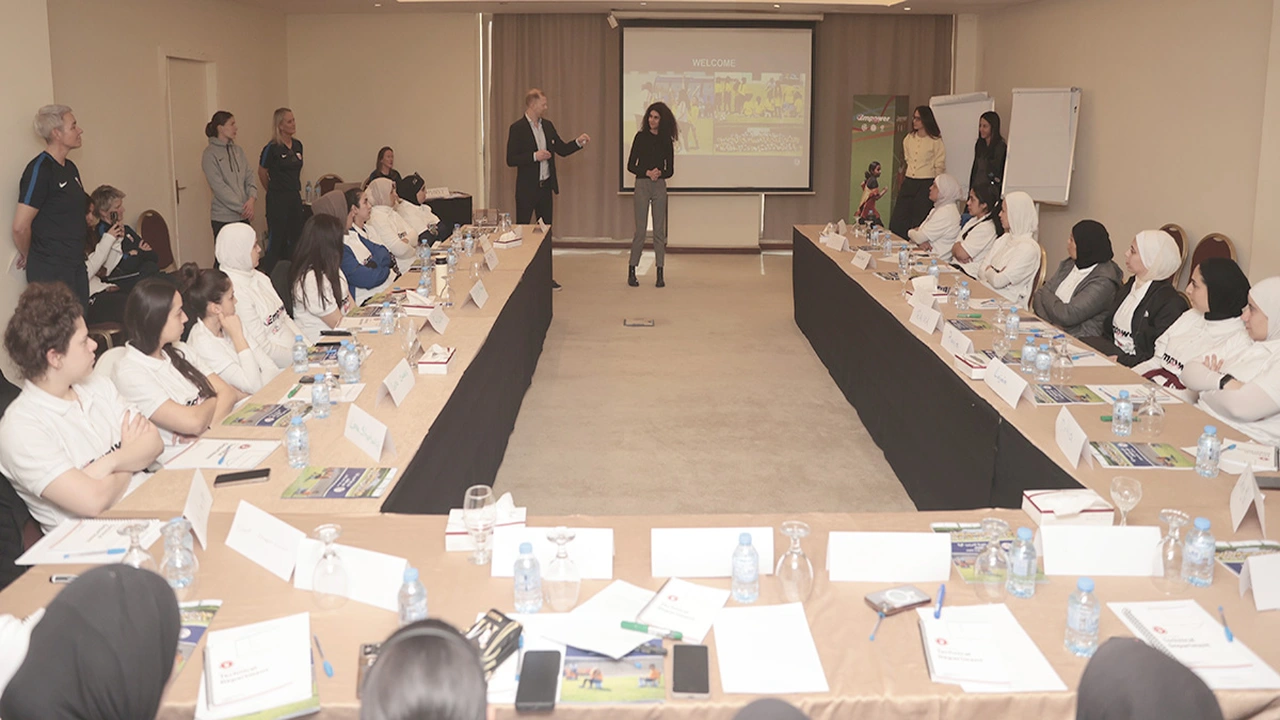 اتفاقية دولية.. الأردن والنرويج تطلقان برنامجا لتمكين مدربات كرة القدم الجدد